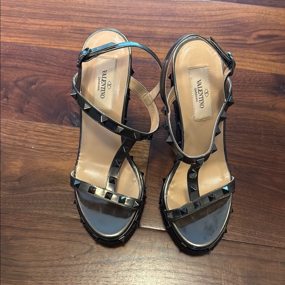 Valentino Black Strappy Heels with Studs - Picture 1 of 5